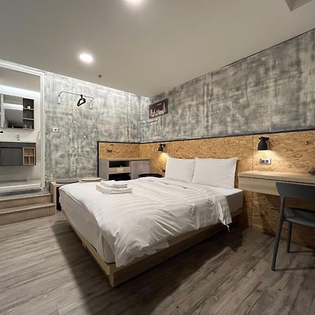 Hotel Tainanwow Zewnętrze zdjęcie
