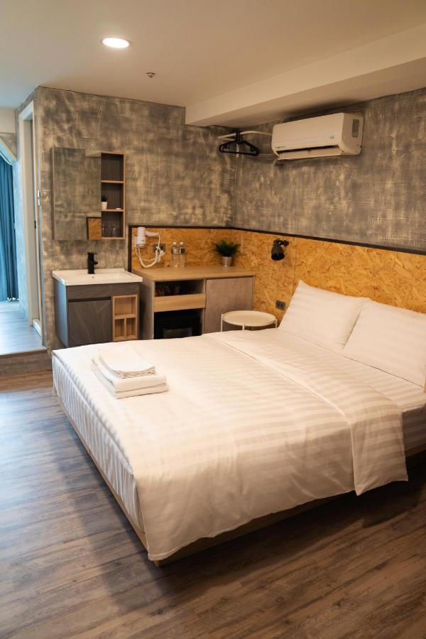 Hotel Tainanwow Zewnętrze zdjęcie